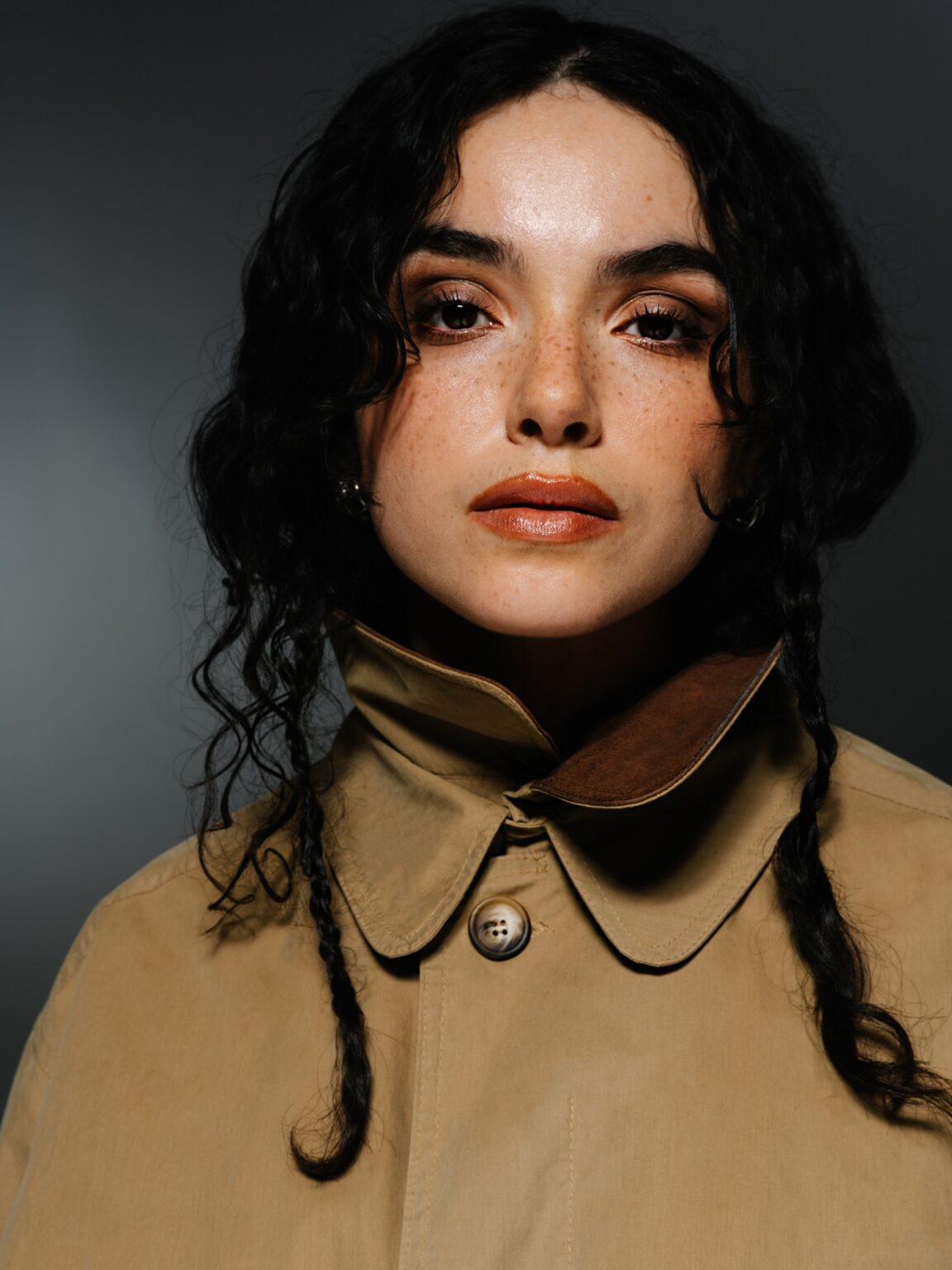 Short trenchcoat - Image 4